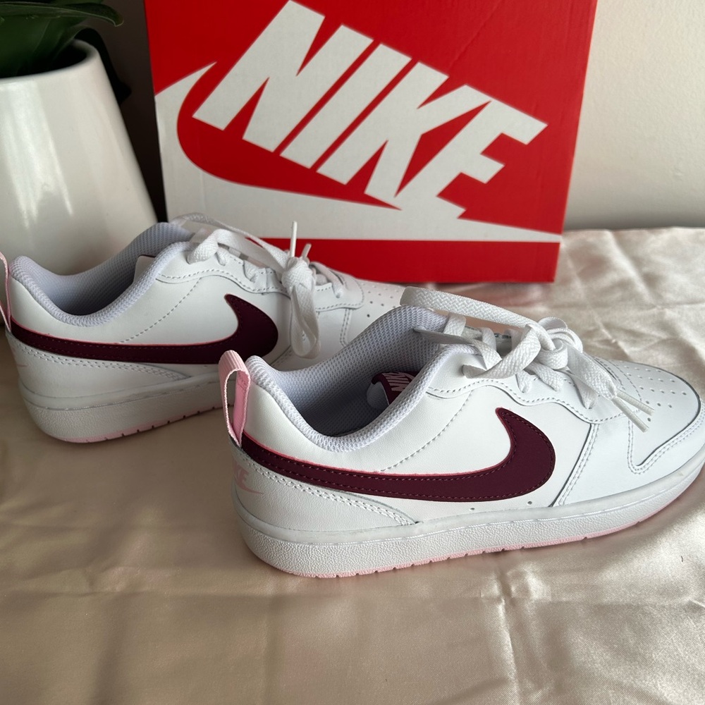 Nike Shoes size Us4.5Y/Eu36.5 Brand New - Picture 5 of 10